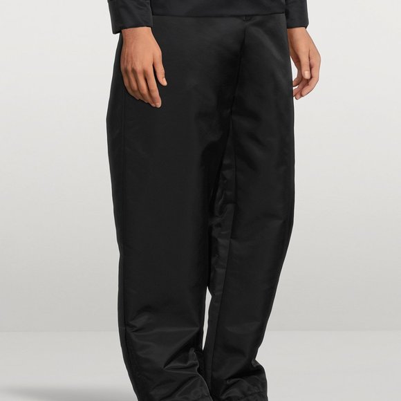VALENTINO Black Nylon Cargo Pants With Valentino Stud Detail - Picture 4 of 11